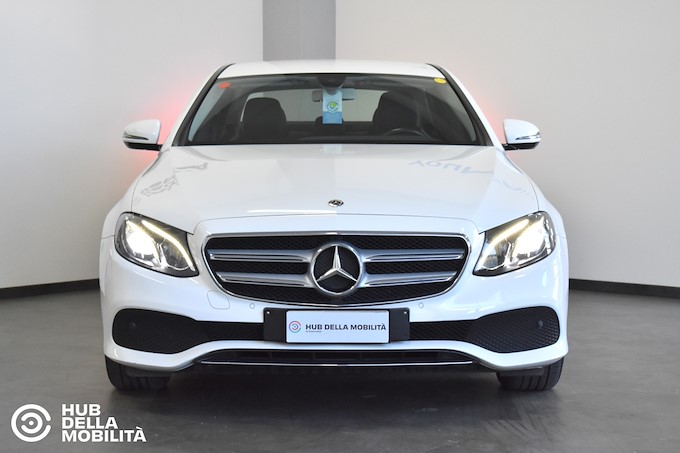 MERCEDES-BENZ E 200 d Auto Sport